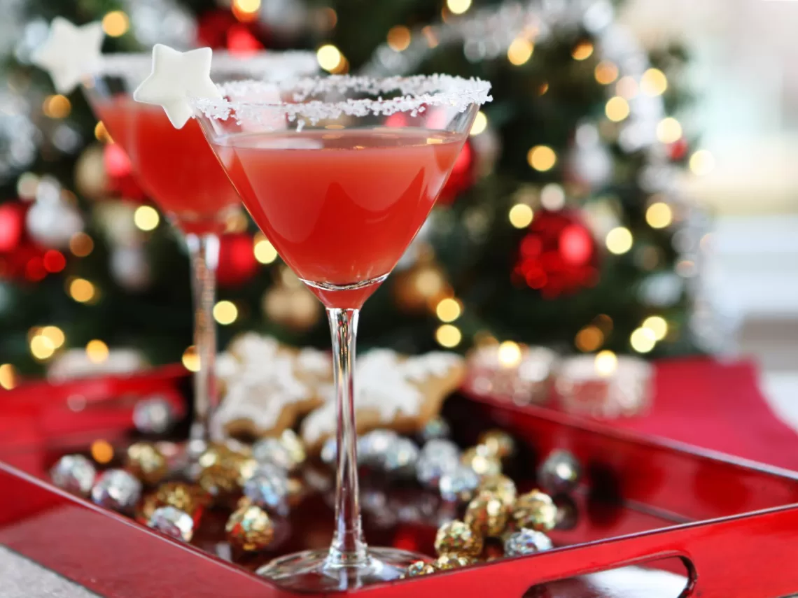 A christmas bachelorette party table with peppermint cocktails on top.
